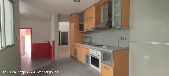  CASA EN BARRIO CARBONAIRE - CASTELLON 