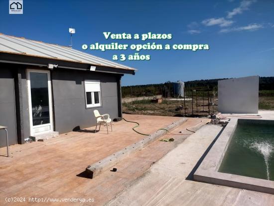 APIHOUSE VENDE A PLAZOS O ALQUILER CON OPCION A COMPRA CHALET EN ALMORADÍ - LAS HERENCIAS. - ALICAN