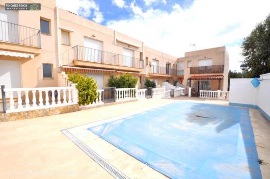  CASA ADOSADA DE 2 HABITACIONES  y PISCINA - TARRAGONA 