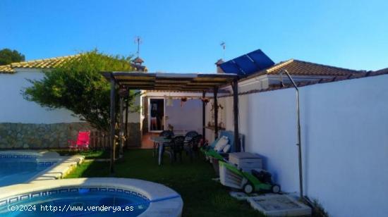 VENTA CHALET ZONA LA COQUINA-LOS GALLOS - CADIZ