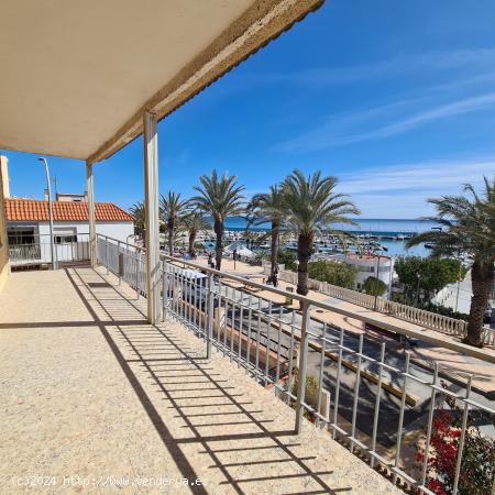 Apartamento de lujo en primera línea de playa - ALICANTE