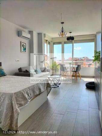 Blanhogar vende estupendo estudio reformado en Torremolinos - MALAGA