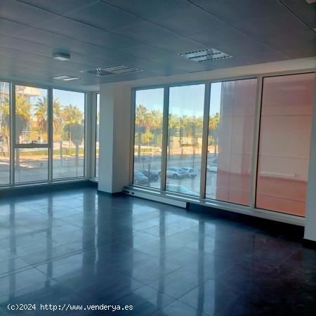 OFICINA EN VENTA EDIFICIO ARTYSUR - CADIZ