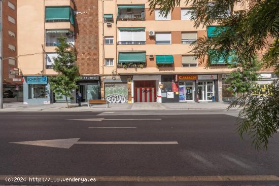 PLAZA DE GARAJE EN ARABIAL, JUNTO A HIPERCOR - GRANADA