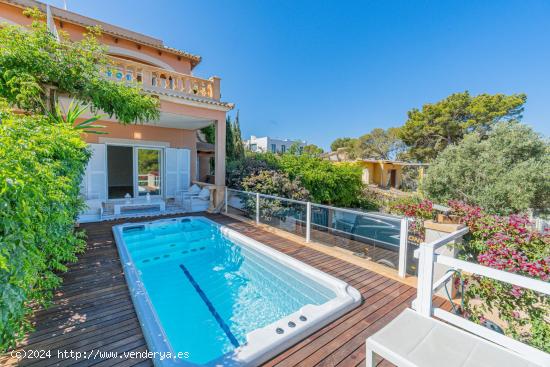 Dos chalets para unificar con vistas al mar en Badía Blava - BALEARES