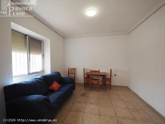 *Se vende casa de planta baja, con 149m2 de superficie de suelo y 6 metros de fachada* - CIUDAD REAL