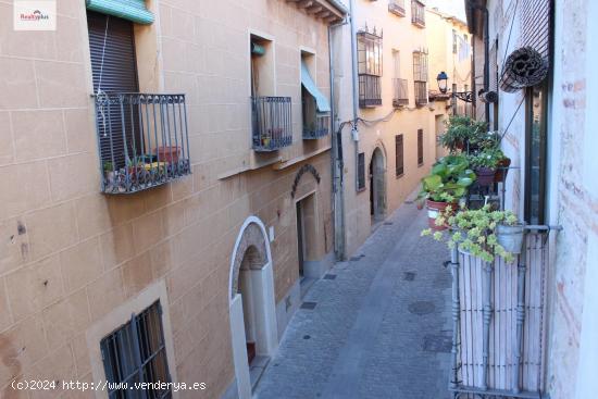 Por fín lo que estabas buscando, VIVIR  entre La Catedral y El Alcazar de Segovia, - SEGOVIA