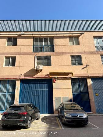 ¡Oportunidad en el polígono de Carrús, Nave de 738m2, Elche! - ALICANTE