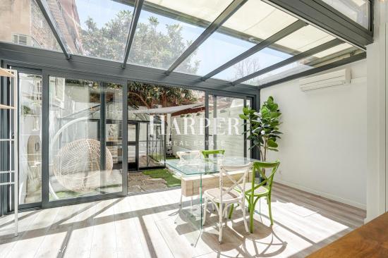 Piso con 2hab dobles, 2 banos y terraza de 40m2 en Eixample - BARCELONA