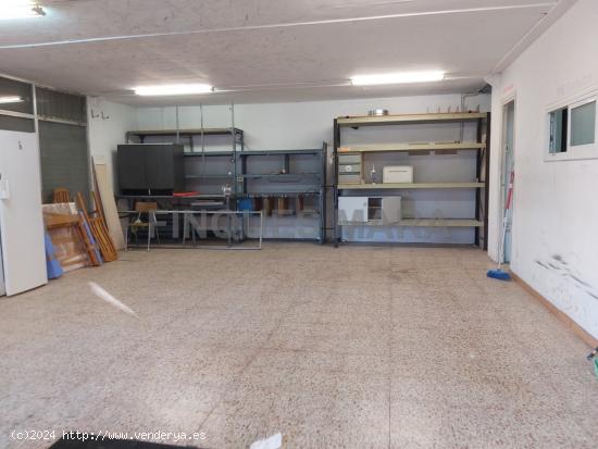 Local comercial en buena zona!!! - BARCELONA