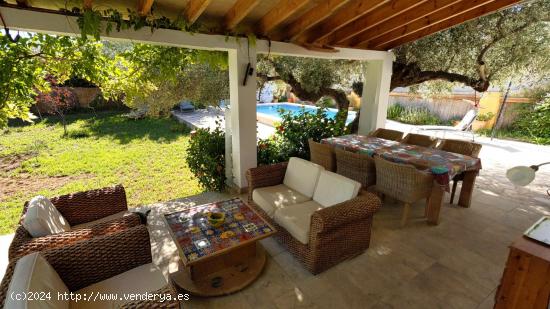 Casa totalmente reformada con piscina en Las Tres Calas - TARRAGONA