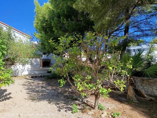 Preciosa casa con piscina a un paso de la playa en Las Tres Calas - TARRAGONA