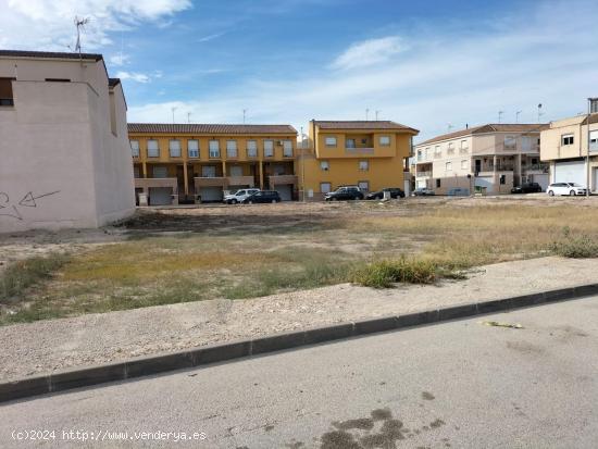 TERRENO URBANO EN COX - ALICANTE