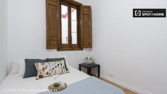 Relajante habitación con llave independiente en apartamento de 11 habitaciones, Puerta del Sol - MA