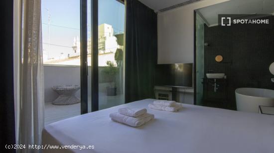 Piso dúplex de 1 habitación en alquiler en Ciutat Vella - VALENCIA