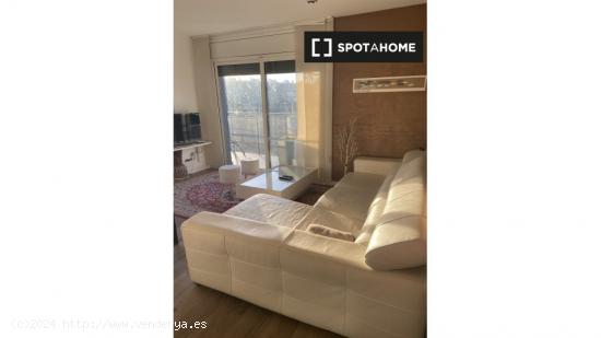 Piso entero de 3 habitaciones en Badalona. - BARCELONA