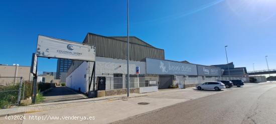 NUEVO CONJUNTO DE NAVES INDUSTRIALES EN ALFAFAR - VALENCIA