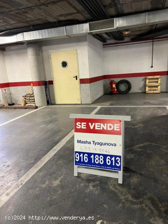 Plaza de garaje en venta - Edificio Ceudas, Las Rozas de Madrid. - MADRID