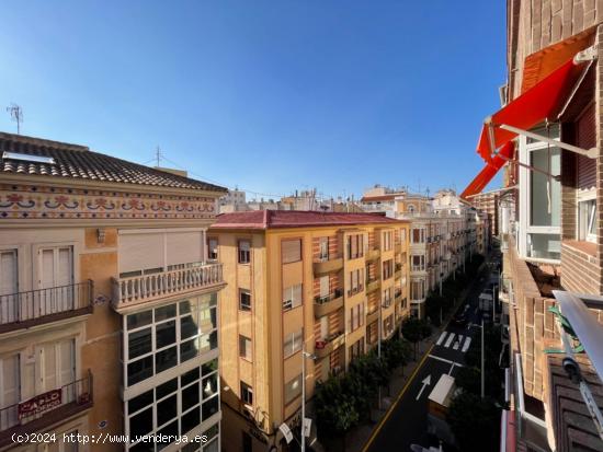  Piso de 4 dormitorios con garaje en Alejandro Seiquer Murcia - MURCIA 