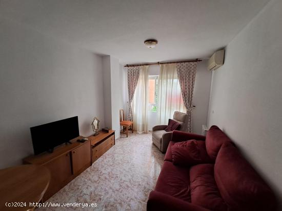 Piso de 2 habitaciones y 1 baño con trastero en el Infante, Murcia - MURCIA