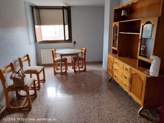 AMPLIA VIVIENDA REFORMADA Y CON GARAJE  EN SAN ROQUE - ALBACETE