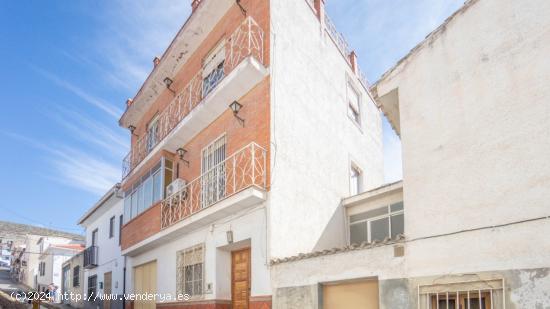 PRECIOSA CASA EN EL PADUL PARA REFORMAR A TU GUSTO!! - GRANADA