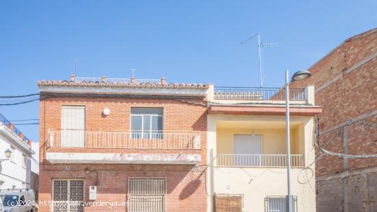 PRECIOSA CASA EN EL PADUL PARA REFORMAR A TU GUSTO!! - GRANADA