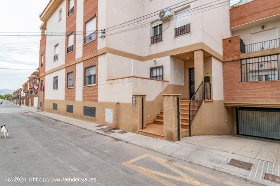 PISO DE TRES DORMITORIOS Y GARAJE EN LAS GABIAS - GRANADA