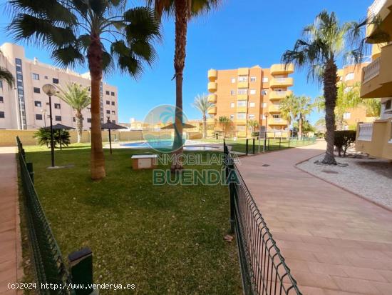 COQUETO APARTAMENTO EN RESIDENCIAL CON PISCINA, CERCA DEL MAR. - MURCIA