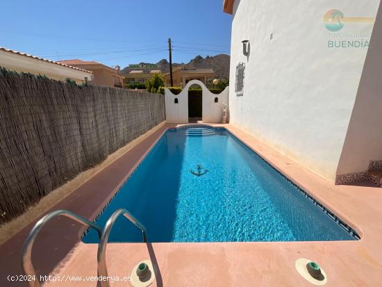 EXCLUSIVO CHALET EN BOLNUEVO CON GRAN PARCELA Y PISCINA PRIVADA - MURCIA