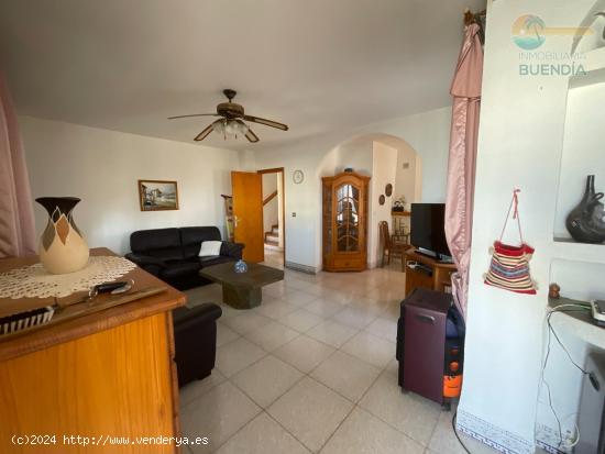 EXCLUSIVO CHALET EN BOLNUEVO CON GRAN PARCELA Y PISCINA PRIVADA - MURCIA