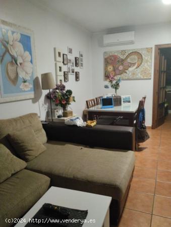 SE VENDE DUPLEX EN HUERTA DEL ROSARIO - CADIZ