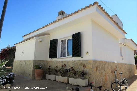 CHALET UNIFAMILIAR EN BAHÍA AZUL - BALEARES