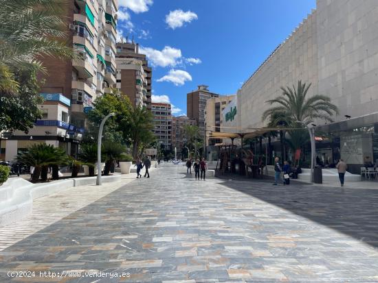  ESTUPENDO Piso en Avenida de la Libertad. Junto Corte Ingles - MURCIA 