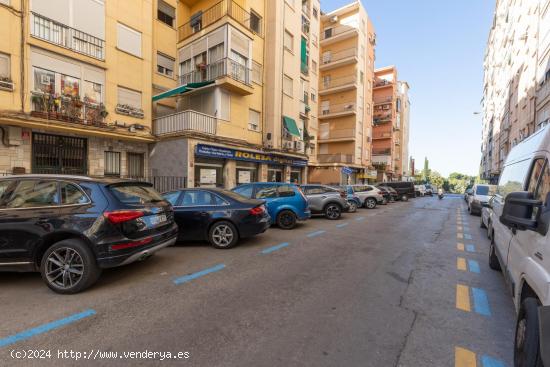 ¡Oportunidad única en la zona de Arabial! - GRANADA