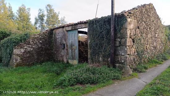 Casa para reformar  con terreno en A Estrada. - PONTEVEDRA