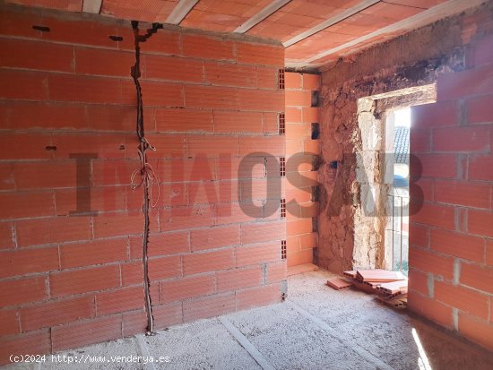 Unifamiliar adosada en venta  en Prats de Lluçanès - Barcelona