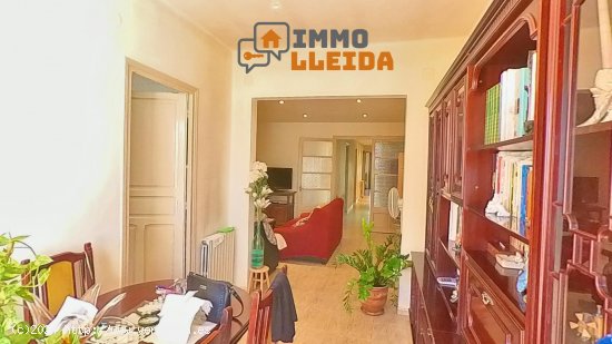 Unifamiliar adosada en venta  en Alcoletge - Lleida