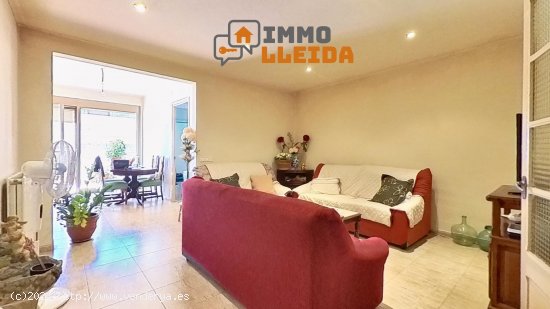 Unifamiliar adosada en venta  en Alcoletge - Lleida