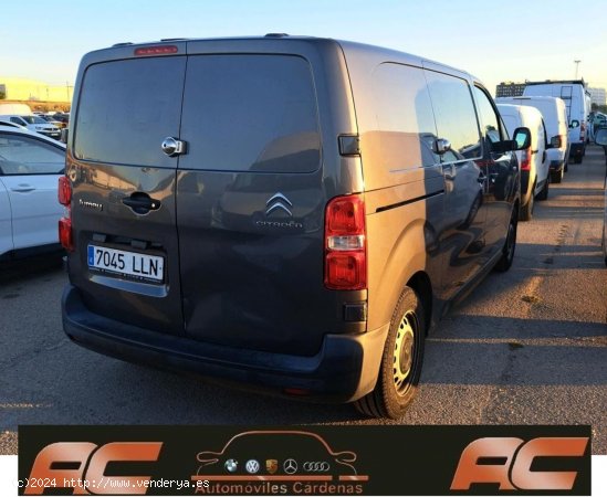 Citroën Jumpy 1.5 HDI FURGON 120CV BLUE CONTROL TALLA M 3 PLAZAS-CLIMA-BLUETOOTH - Mataró