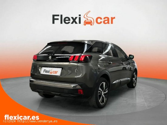 Peugeot 3008 1.2 PURETECH 96KW (130CV) ALLURE EAT6 - Málaga