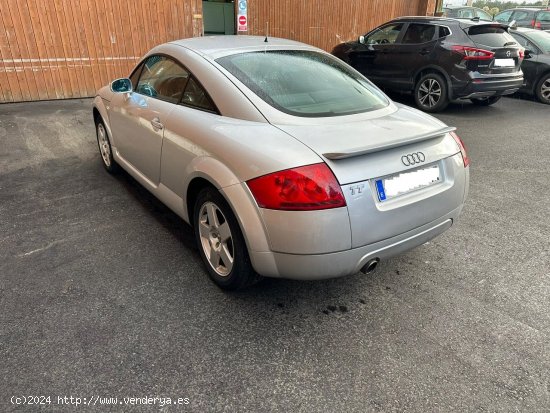 Audi TT Coupe 1.8T 180 CV - Sada