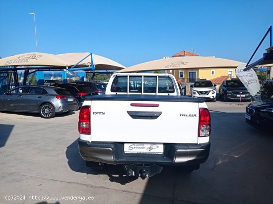 Toyota Hilux 2019 2.4 D4D 150CV CABINA DOBLE GX - Manilva