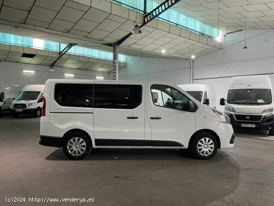 Renault Trafic COMBI 9  1.6DCI 95CV - Lugo