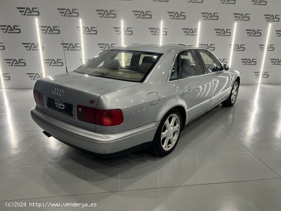 Audi S8 4.2 QUATTRO TIPTRONIC V8 340cv – SÓLO 49.000km - Palafrugell