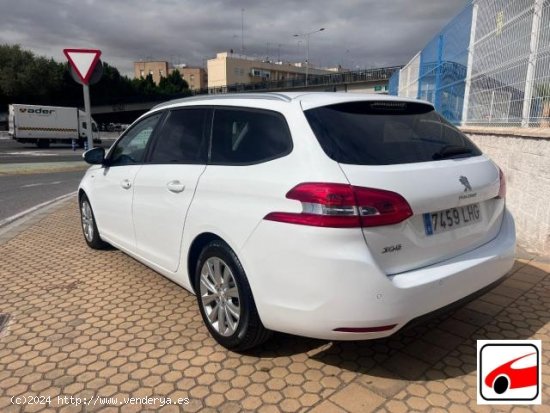 PEUGEOT 308 en venta en AlcalÃ¡ de GuadaÃ­ra (Sevilla) - AlcalÃ¡ de GuadaÃ­ra