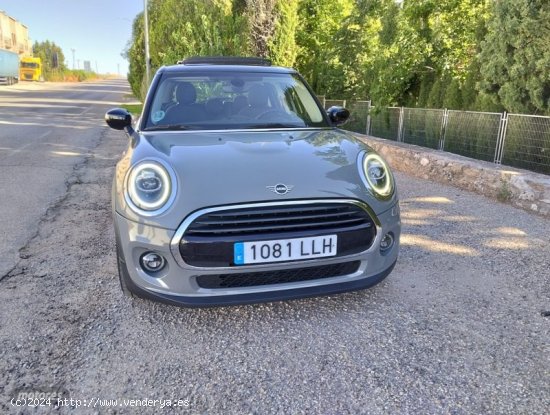 Mini Cooper 136 cv Auto de 2020 con 42.000 Km por 20.900 EUR. en Madrid