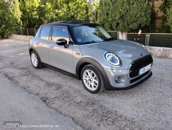 Mini Cooper 136 cv Auto de 2020 con 42.000 Km por 20.900 EUR. en Madrid