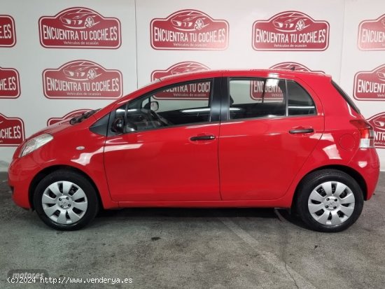 Toyota Yaris 1.0 VVT-i Active de 2011 con 53.657 Km por 7.990 EUR. en Tarragona