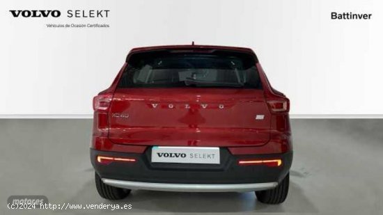 Volvo XC40 1.5 T4 PHEV RECHARGE CORE DCT 211 5P de 2023 con 17.789 Km por 41.900 EUR. en Madrid